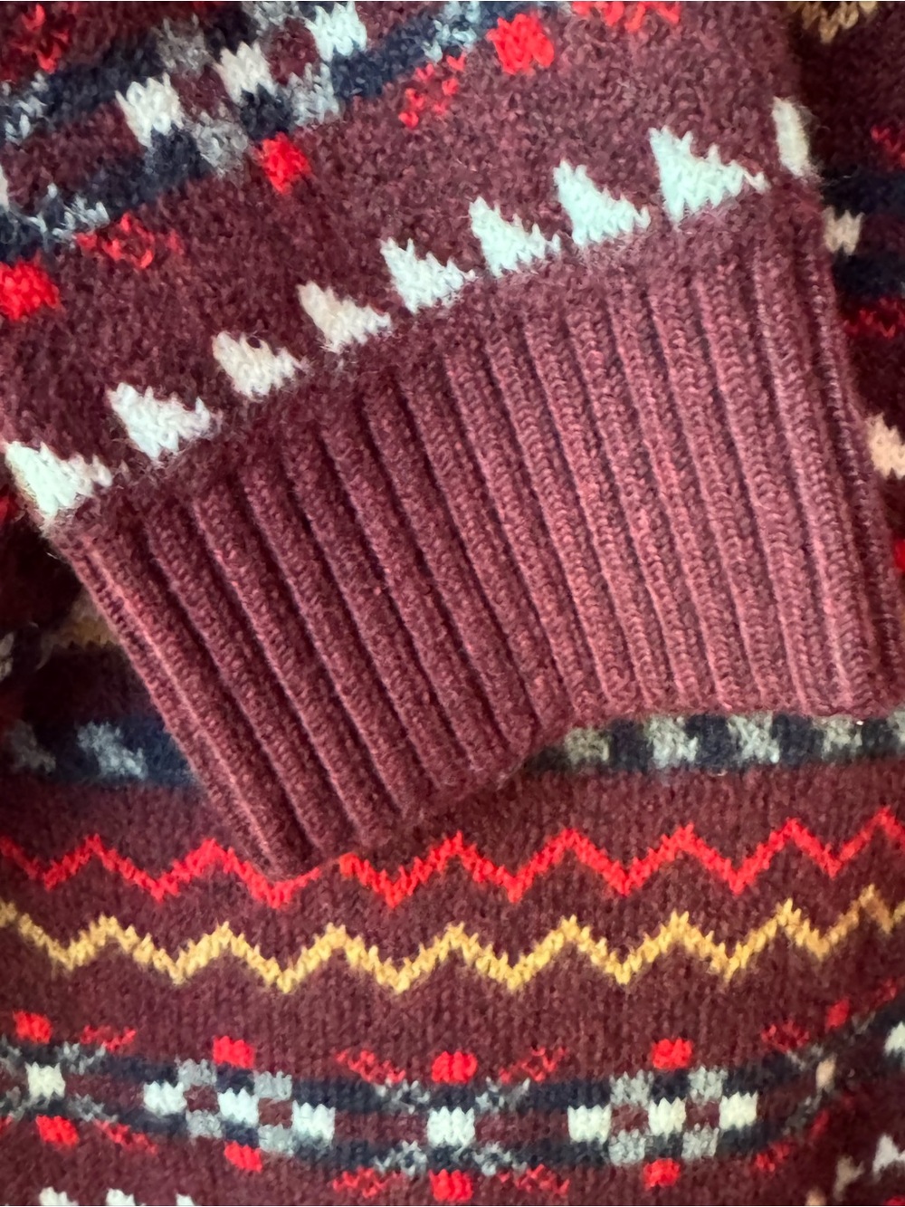 Old Navy Men's Burgundy Fair Isle Crewneck Sweater large nwt - Picture 3 of 5